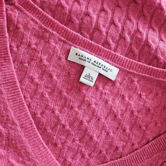 Banana Republic, Wool & Cashmere - pink cable knit v-neck pullover sweater - Picture 13 of 13